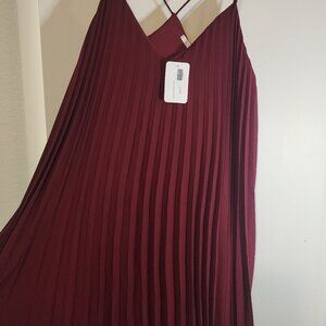 NWT Short pleated dress Large youth/womens